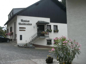 Отель Pension Waldfrieden  Маринг-Нофианд